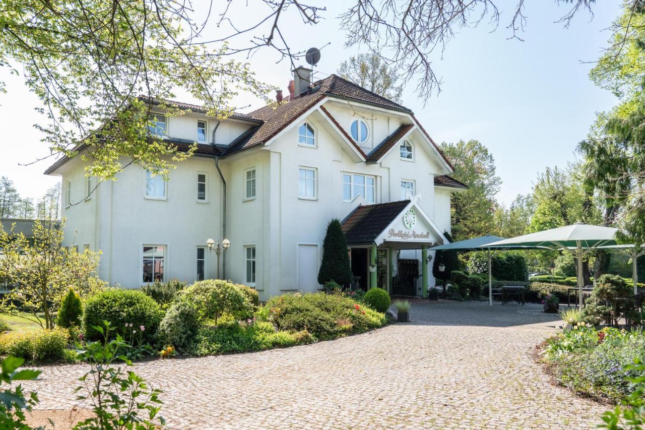Parkhotel Neustadt Garni Exterior foto