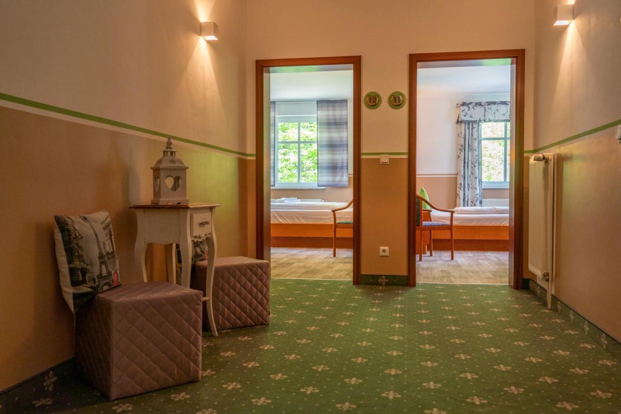 Parkhotel Neustadt Garni Exterior foto